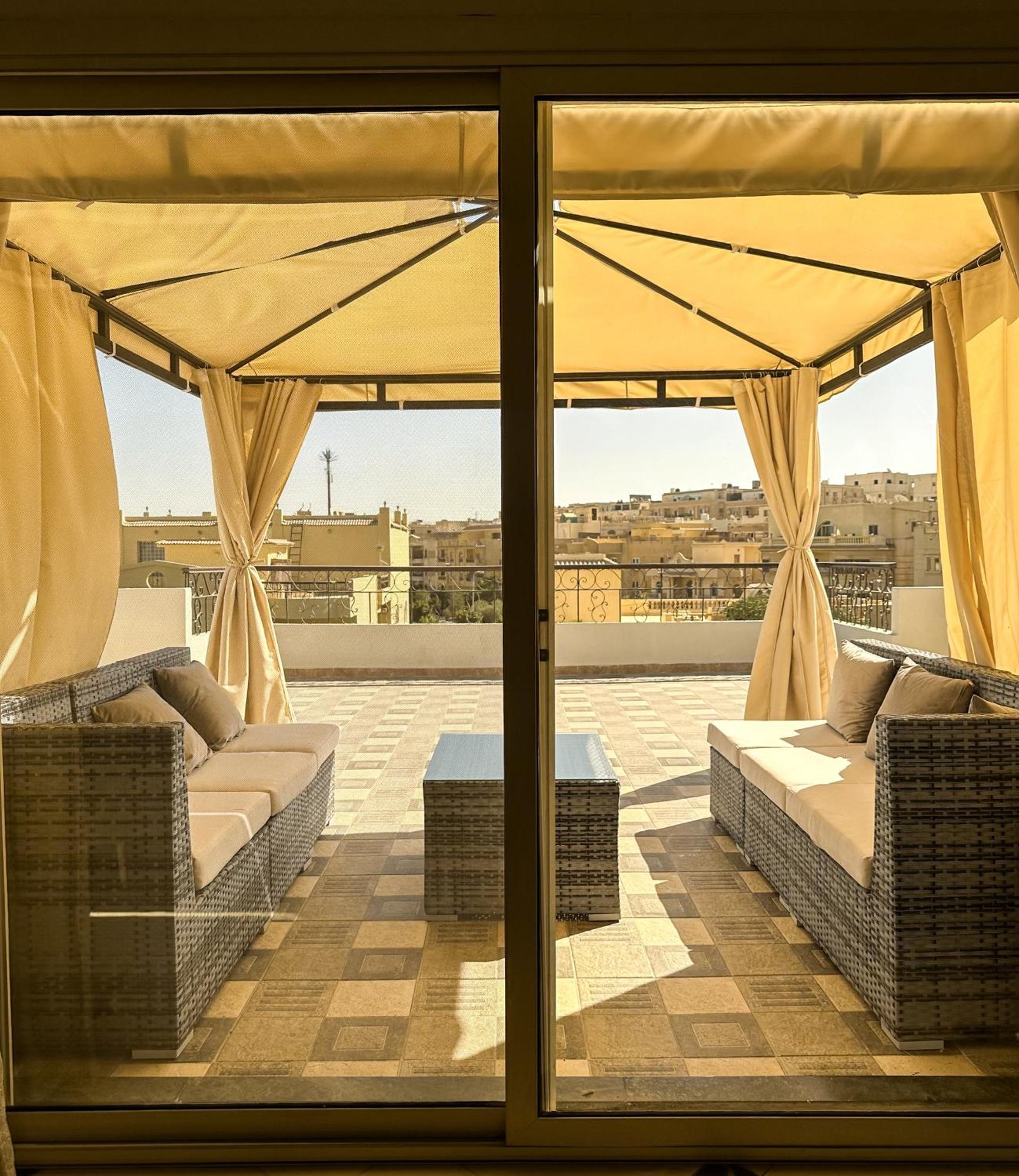 2Bd Apartment In A Rooftop With A Private Terrace Каїр Екстер'єр фото
